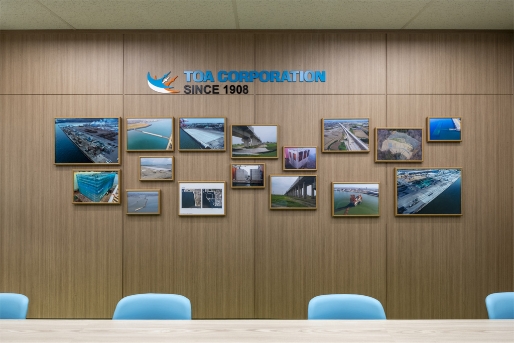 応接会議室 ピクチャーウォール正面