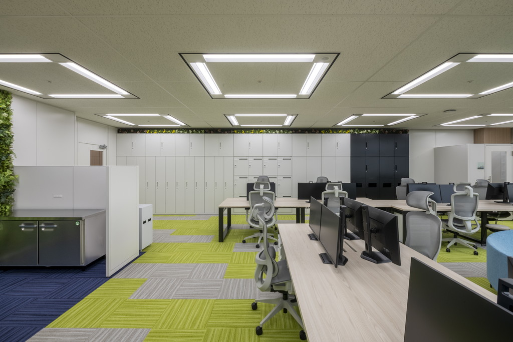 執務室 西からの全景